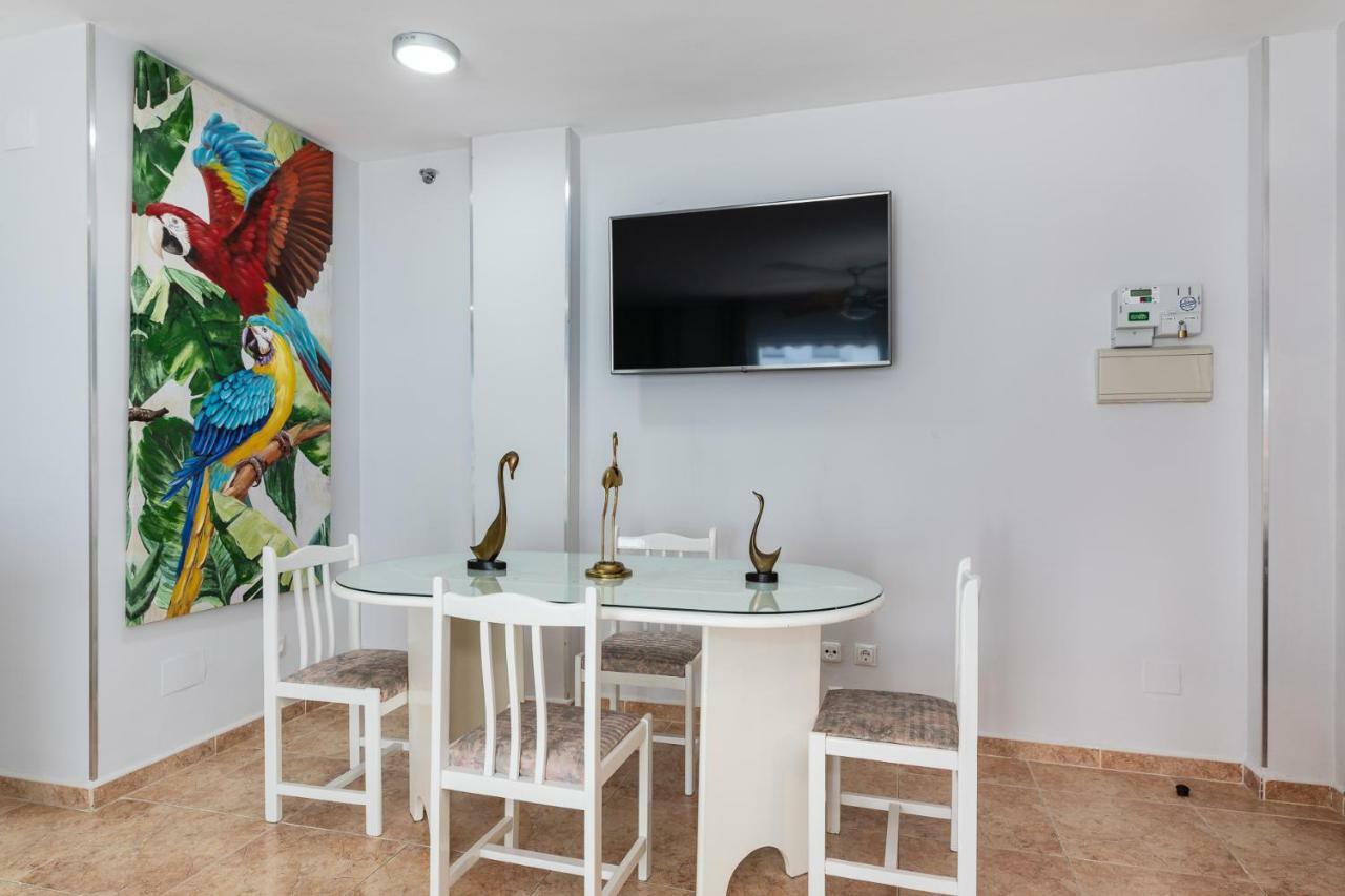 Apartamento Al Lado De La Playa 贝纳尔马德纳 外观 照片
